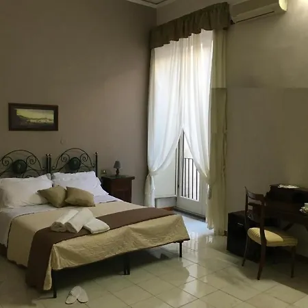 Paradiso Naples